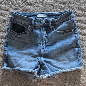 Good American Frayed Hem Jean Shorts